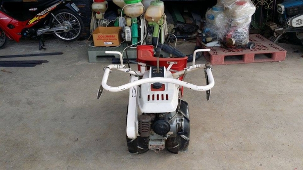รถเกี่ยวข้าวเดินตามแบบมัดข้าวในตัว YANMAR เก่าญี่ปุ่น สภาพสวย เครื่องพร้อมใช้งาน