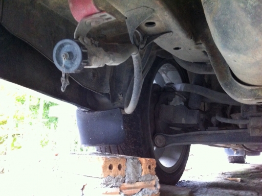 ขายรถ Hyundai Sonata ปี96 คันใหญ่ๆ นั่งสบายห้องโดยสารกว้างขวาง เกียร์ธรรมดา พร้อมเล่มและเอกสารโอน 65,000.- ขายรถ Hyundai Sonata ปี96 คันใหญ่ๆ นั่งสบายห้องโดยสารกว้างขวาง เกียร์ธรรมดา พร้อมเล่มและเอกสารโอน 65,000.-