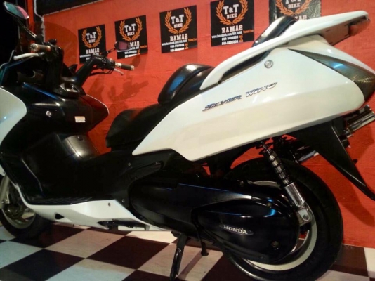 T&amp;T BIKE RAMA2ขายHONDA SILVER WING 400 ปี2004 อินวอย รถสวยขายด่วนๆคับ 54500 ฿
