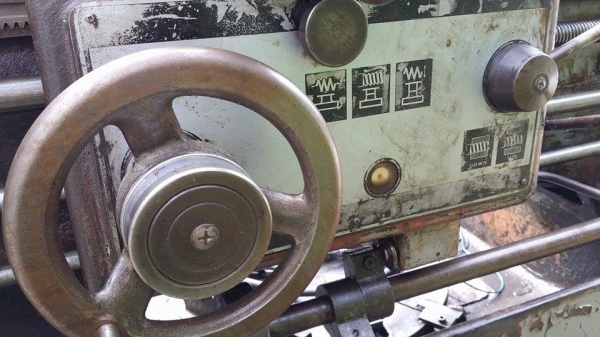 เครื่องกลึง TUDA  เก่าญี่ปุ่น สภาพสวย เครื่องพร้อมใช้งาน