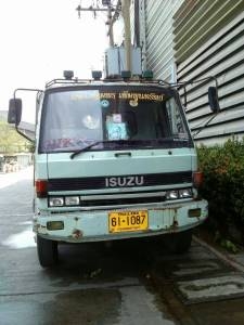 หกล้อ อีซูซุ ร็อกกี้ FRR175แรงยาง900สวย พร้อมใช้งาน ทะเบียนพร้อมโอน