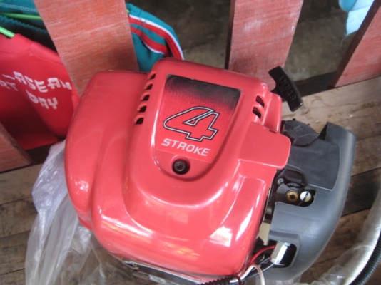 ขายเครื่องตัดหญ้า 4 จังหวะ ไม่มีหาง gx35 ของใหม่ 3,500 พร้อมส่ง