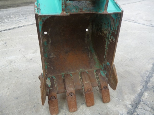 ขายรถขุด KOBELCO SK35SR-2E ตัวเข้ามาล่าสุด