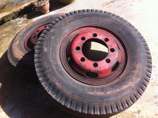 ยาง 10.00-20 D-MASTER -Max Load พร้อมกระทะ สภาพสวย 90\% 2 เส้น ราคาย่อมๆ