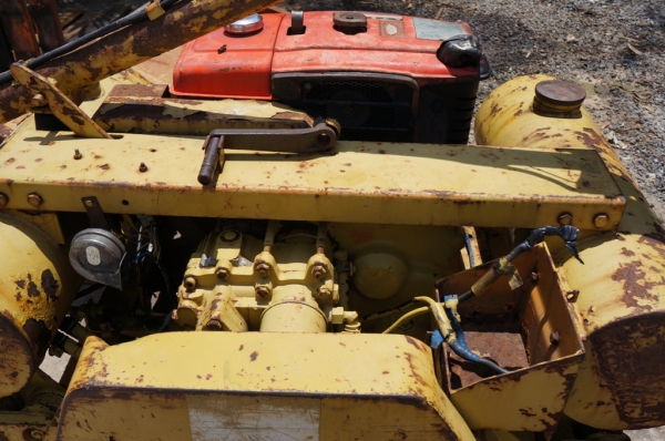 ขายรถบดเดินตาม KOMUTSU  JV08H มีระบบสั่นสะเทือน พร้อมใช้