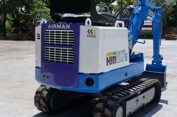 ขายรถขุด MINI AIRMAN HM 07 SG มีลายใส่หัวกระแทก ขายรถขุด MINI AIRMAN HM 07 SG มีลายใส่หัวกระแทก