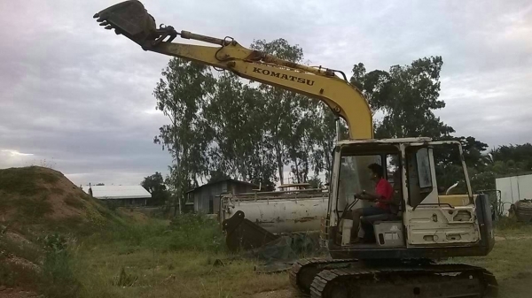 ขาย KOMATSU PC60- 6 สภาพสวยพร้อมใช้ ราคาต่อรองได้ ติดต่อได้ที่คุณ อ๊อฟ พิจิตร 086-737-9991 ขาย KOMATSU PC60- 6 สภาพสวยพร้อมใช้ ราคาต่อรองได้ ติดต่อได้ที่คุณ อ๊อฟ พิจิตร 086-737-9991