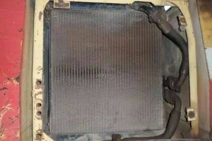 ขาย KOMATSU PC200- 5 ตูดแดง สภาพสวยพร้อมใช้ ราคาต่อรองได้ ติดต่อได้ที่คุณ อ๊อฟ พิจิตร 086-737-9991 ขาย KOMATSU PC200- 5 ตูดแดง สภาพสวยพร้อมใช้ ราคาต่อรองได้ ติดต่อได้ที่คุณ อ๊อฟ พิจิตร 086-737-9991