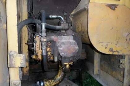 ขาย KOMATSU PC200- 5 ตูดแดง สภาพสวยพร้อมใช้ ราคาต่อรองได้ ติดต่อได้ที่คุณ อ๊อฟ พิจิตร 086-737-9991 ขาย KOMATSU PC200- 5 ตูดแดง สภาพสวยพร้อมใช้ ราคาต่อรองได้ ติดต่อได้ที่คุณ อ๊อฟ พิจิตร 086-737-9991