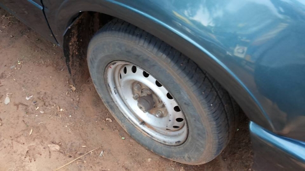 **145,000 บ.ต่อรอง**ขาย ดราก้อนอายตอนเดียว ISUZU SPARK EX 2.5 Turbo Dragon eye ปี 41/98 เครื่องเดิมเกียร์เดิม 2500 แห้งดีแรง ประหยัด ไม่เยิ้ม เกียร์ไม่มีหอน ช่วงล่างหนึบ คัสซีสวยเดิม ไม่ปะไม่ดาม กระบะดีพื้นดีไม่ผุ ภายในเก๋งดี คอนโซลครบ พ.พาวเวอร์ แอร์ สีส **145,000 บ.ต่อรอง**ขาย ดราก้อนอายตอนเดียว ISUZU SPARK EX 2.5 Turbo Dragon eye ปี 41/98 เครื่องเดิมเกียร์เดิม 2500 แห้งดีแรง ประหยัด ไม่เยิ้ม เกียร์ไม่มีหอน ช่วงล่างหนึบ คัสซีสวยเดิม ไม่ปะไม่ดาม กระบะดีพื้นดีไม่ผุ ภายในเก๋งดี คอนโซลครบ พ.พาวเวอร์ แอร์ สีส