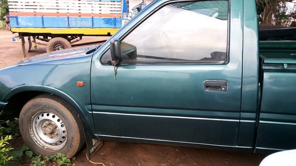 **145,000 บ.ต่อรอง**ขาย ดราก้อนอายตอนเดียว ISUZU SPARK EX 2.5 Turbo Dragon eye ปี 41/98 เครื่องเดิมเกียร์เดิม 2500 แห้งดีแรง ประหยัด ไม่เยิ้ม เกียร์ไม่มีหอน ช่วงล่างหนึบ คัสซีสวยเดิม ไม่ปะไม่ดาม กระบะดีพื้นดีไม่ผุ ภายในเก๋งดี คอนโซลครบ พ.พาวเวอร์ แอร์ สีส **145,000 บ.ต่อรอง**ขาย ดราก้อนอายตอนเดียว ISUZU SPARK EX 2.5 Turbo Dragon eye ปี 41/98 เครื่องเดิมเกียร์เดิม 2500 แห้งดีแรง ประหยัด ไม่เยิ้ม เกียร์ไม่มีหอน ช่วงล่างหนึบ คัสซีสวยเดิม ไม่ปะไม่ดาม กระบะดีพื้นดีไม่ผุ ภายในเก๋งดี คอนโซลครบ พ.พาวเวอร์ แอร์ สีส