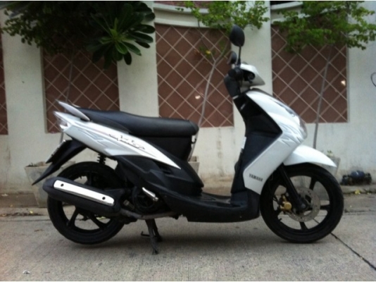Yamaha Mio 115 cc สีขาว ล้อแม็ก วิ่งน้อย เครื่องดีมากๆ