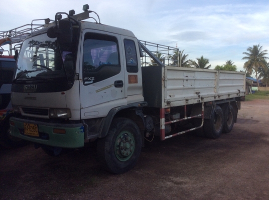 ขาย 10ล้อISUZU DECA (FXZ270 2 เพลา) ปี43 เครื่อง 6SD1 270แรง กระบะเหล็กไม่ดั๊ม ขายตามสภาพ 900,000 บาท