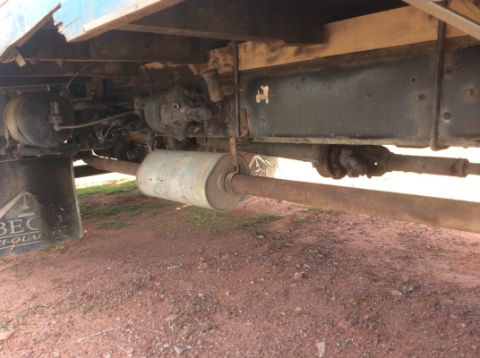 ขายISUZU 10ล้อRocky 175 แรง ยาว 7.2 ม. (ยาวพิเศษรถห้างแท้) กะบะไม้ พื้นปูเลส ตีนเป็ด ครัทซีดี เครื่องดี ยางดี ขาย 700,000 บาท