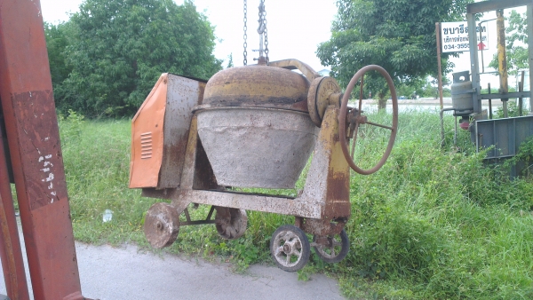 Sell> ขายโม่ผสมปูน สำหรับก่อสร้างครับ โม่ได้ 2 ลูกครับ กำแพงแสน นครปฐมครับ