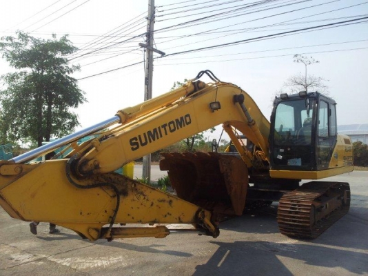 รถขุด SH200-5 มือสอง สนใจโทร 083 081 2889 ฟ้า