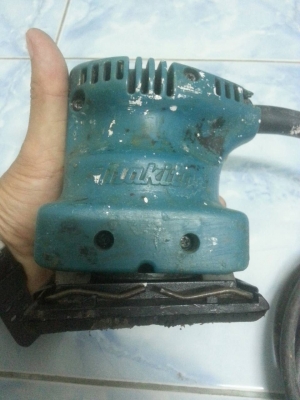 ขายเครื่องขัด  	Makita  แท้ๆ  ไม่เคยผ่านการซ่อมสภาพดี  ใช่เองครับ  ยินดีส่งพัสดุครับ