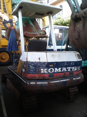 ต้องการขายรถแบคโฮยี่ห้อ KOMATSU-PC20-5 รถนอกนำเข้าจากญี่ปุ่น