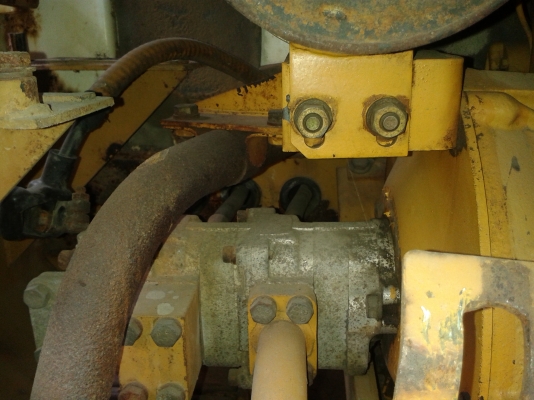 ต้องการขายรถแบคโฮยี่ห้อ KOMATSU-PC20-5 รถนอกนำเข้าจากญี่ปุ่น