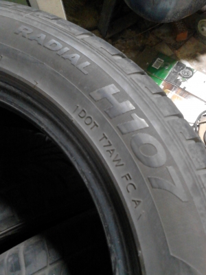 195/55R15 AURORA RADIAL H107 สวยดอกยางหนา ชุด 4 เส้น ( ไม่มีปะ )TEL.081-427-3941 195/55R15 AURORA RADIAL H107 สวยดอกยางหนา ชุด 4 เส้น ( ไม่มีปะ )TEL.081-427-3941