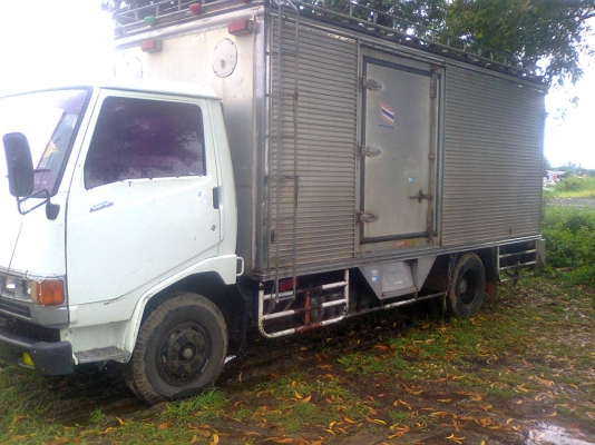 ขายรถหกล้อฮีโน่FBตู้แห้ง ราคา390000บาท