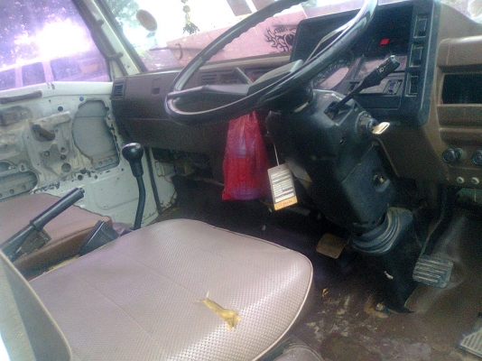 ขายรถหกล้อฮีโน่FBตู้แห้ง ราคา390000บาท