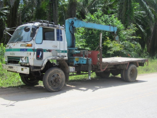 ต้องการขายรถ6ล้อISUZU ติดเครนTADANO 4ตัน
