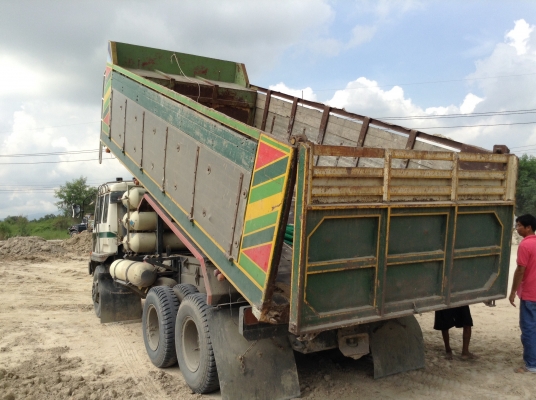 ขายสิบล้อดั้มมีระบบลากพ่วงMitsubishi527sเทอร์โบTF0418ติดNgv8ถัง