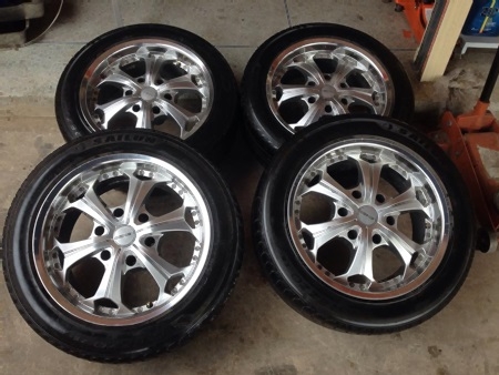 เเม็กLenso ขอบ17 6รู139 กว้าง8 ออฟ20 พร้อมยาง 215/55/17