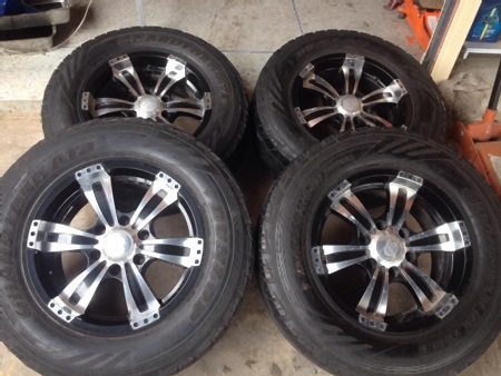 เเม็กลาย Lenso ขอบ17 6รู139 กว้าง8 ออฟ20 พร้อมยาง Dunlop265/65/17