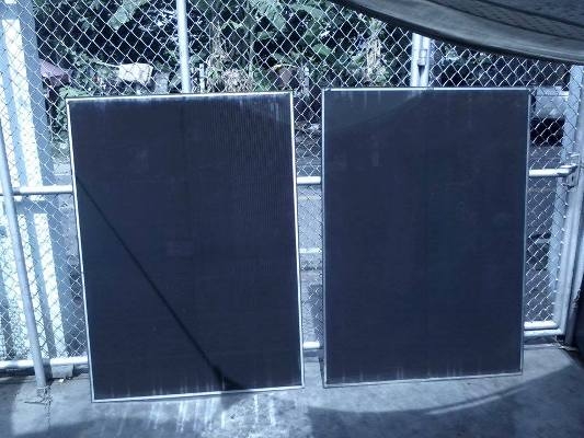 แผ่นโซล่าเซลล์มือสองราคาเริ่มต้น 1100 บาท