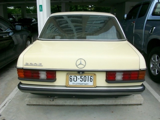 ขาย Benz W123 230E เครื่องเดิม LPG ขาย Benz W123 230E เครื่องเดิม LPG