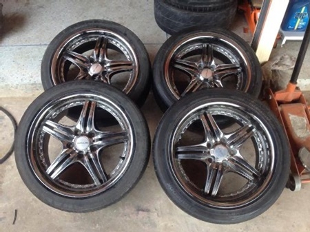 เเม็ก wald ขอบ17 5รู114 กว้าง7.5 ออฟ40  พร้อมยาง 215/45/17