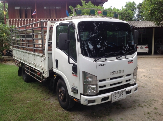 ขาย 6 ล้อ NMR -130  ปี 52  สวย ๆ ครับ