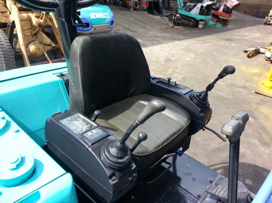 ขาย รถขุด KOBELC0 รุ่น SK035 แทร็กเหล็ก  มือสองญี่ปุ่น