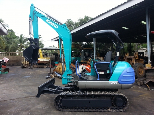ขาย รถขุด KOBELC0 รุ่น SK030 แทร็กเหล็ก มือสองญี่ปุ่น ขาย รถขุด KOBELC0 รุ่น SK030 แทร็กเหล็ก มือสองญี่ปุ่น