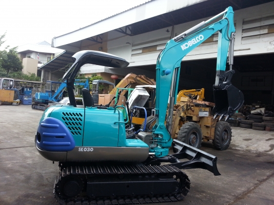 ขาย รถขุด KOBELC0 รุ่น SK030  แทร็กเหล็ก  มือสองญี่ปุ่น