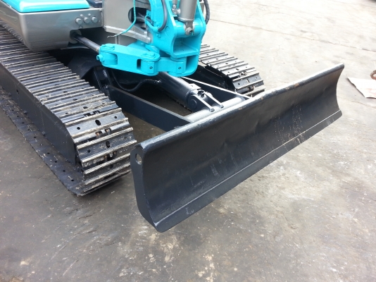 ขาย รถขุด KOBELC0 รุ่น SK030 แทร็กเหล็ก มือสองญี่ปุ่น ขาย รถขุด KOBELC0 รุ่น SK030 แทร็กเหล็ก มือสองญี่ปุ่น