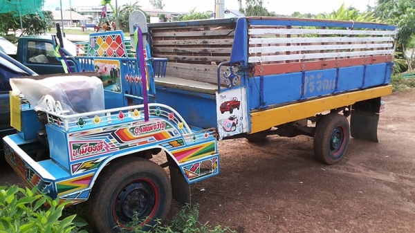 ***ขายแล้วครับขอบคุณ Truck2hand ขายแต๋น4ล้อ เครื่อง KUBOTA ET11 แรง เครื่องดีอึด สตาร์ทติดง่าย แรงดี ไม่จุกจิก เกียร์ดีไม่หลุด ช่วงล่างเดิม คัสซีหน้า4 คัสซีดี ไม่่ผุ กระบะพื้นไม้คอกไม้เตี้ย ยาว3.0ม.สภาพดี พื้นดีคอกดี รถใช้งานวิ่งงานปกติ เอกสารเล่มทะเบียนค