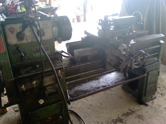 แท่นกลึงเชนเย่ ไต้หวัน 5 ฟุต 3 เพลา เกียร์บล็อก พร้อมใช้งาน 67,000