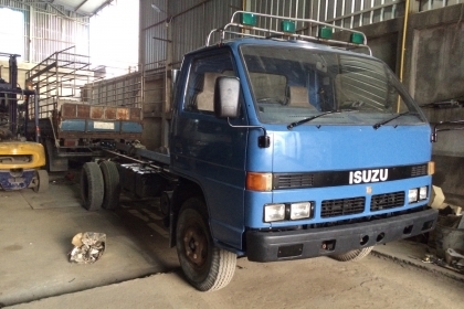 ขาย ISUZU NPR หัวบี๊บสวยๆ NPR59P เครื่อง 120แรง 4BG1 จดปี40