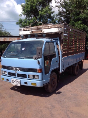 รถอีสุสุ เอ็น พี อา 100 ฝาดำสภาพดี พร้อมใช้งานขาย