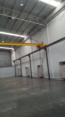 ขายตู้ควบคุมหม้อแปลง(MDB) 1000 Kvaราคา 160,000 บาท เครน 1 ตันจำนวน 2 ชุดราคากืโลละ 22 บาท