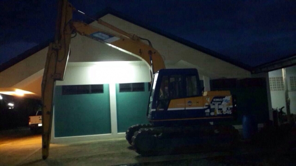 ขายอาร์ม สไลน์ ใส่ sk 045 sk 120 โกเบ เก่านอก ราคา 65,000 บาท สนใจติดต่อ 080-6014122 (เก่ง)