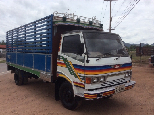 ขายHINO KM779 เครื่อง117 แรง หัวเดิมๆ ครัทซีเดิมๆ คานท้ายใหญ่ ยาว 5.4 ม. ภายในสวย ราคา 400,000 บาท