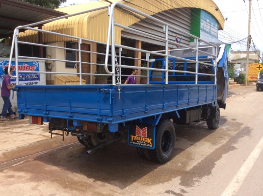 ขาย ISUZU NPR115 รถห้างแท้ เครื่องดี ขับดี ครัทซีสวย ขาย 385,000 บาท