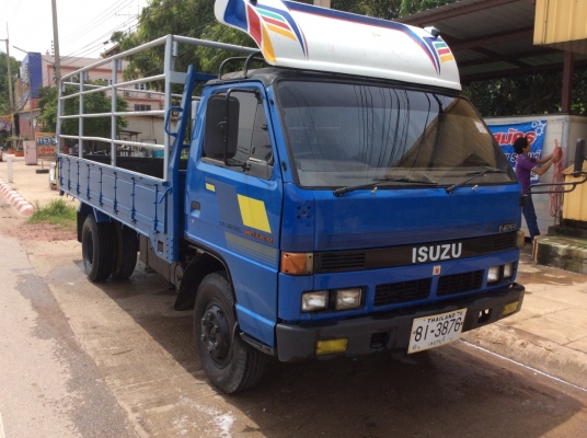 ขาย ISUZU NPR115 รถห้างแท้ เครื่องดี ขับดี ครัทซีสวย ขาย 385,000 บาท