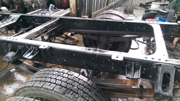 isuzu deca 195  รถนอกสวยๆ