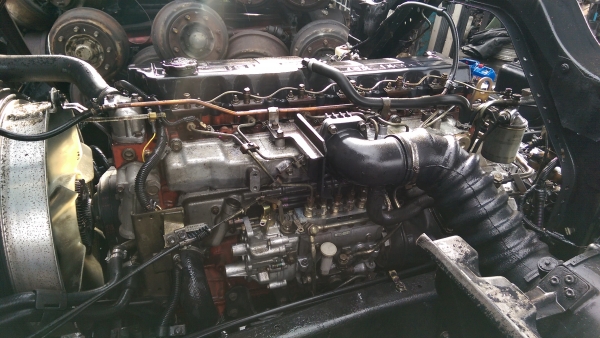 isuzu deca 195  รถนอกสวยๆ