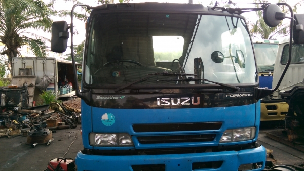 อีซูซุเดก้า รุ่นใหม่ เครื่องยนต์ 4 hk  turbo inter  190 แรงม้า